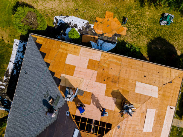 Roof Gutter Cleaning in Mattapoisett Center, MA